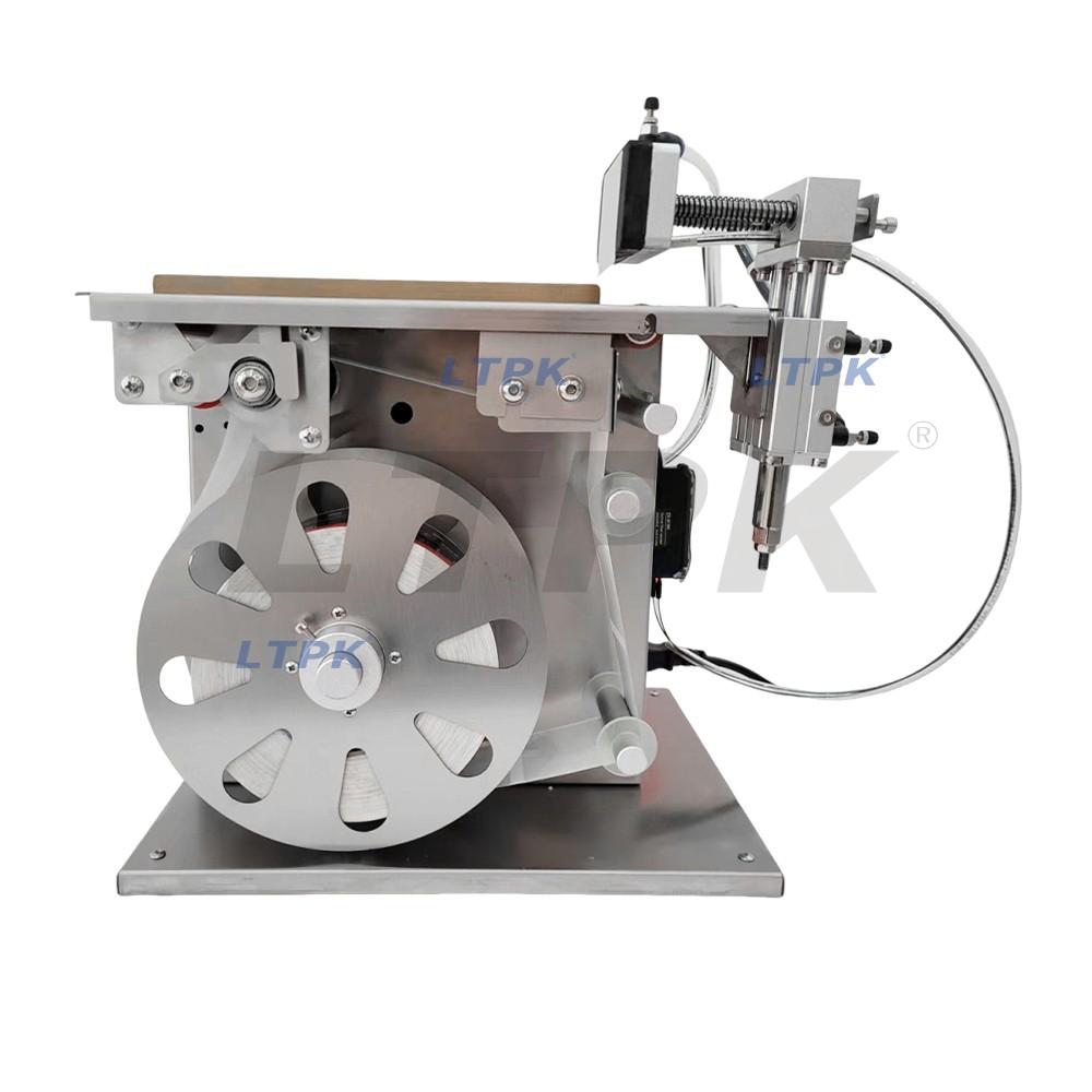 LTPK LT-FL10 Semi-automatic suction flat labeling machine